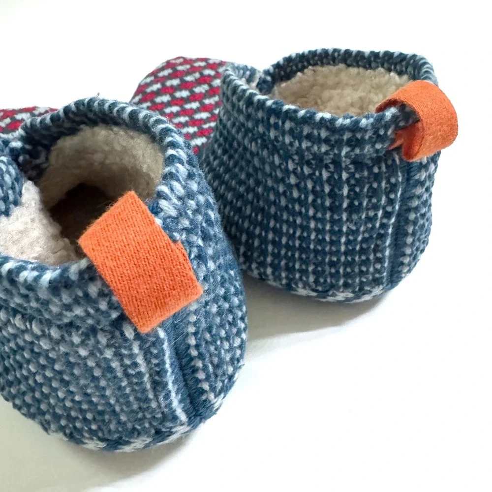 Bombas Gripper Slippers Kids 11-13 Blue Red Knit Sherpa Lined House Shoes